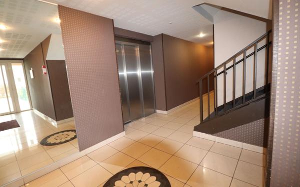 Appartement à vendre    2 pièces • 68,75 m2 Reims