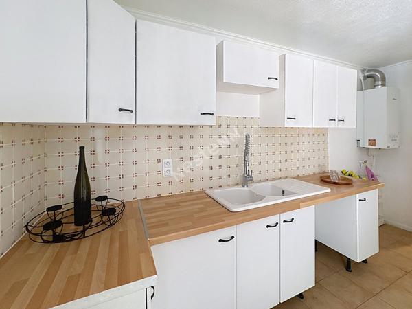 La Seyne-Sur-Mer - Tamaris Appartement de 4 pièces de 79 m² avec Terrasse, Jardin + Garage