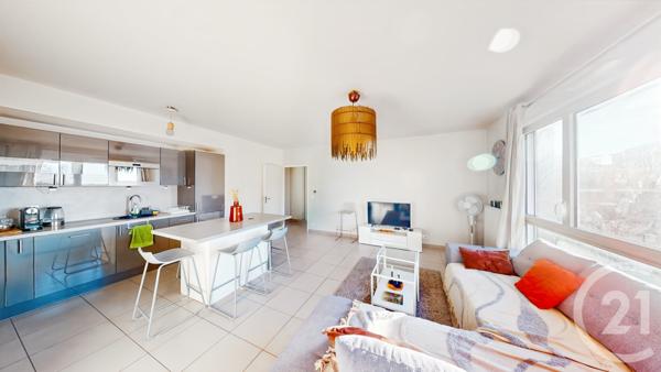 Appartement F4 à vendre  4 pièces - 81 m2 AUBERVILLIERS - 93