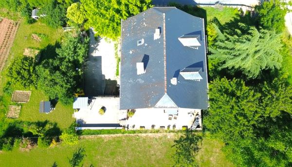 Maison d'environ 255 m² avec 2 Logements + 954 m² de terrain Saint christophe vallon