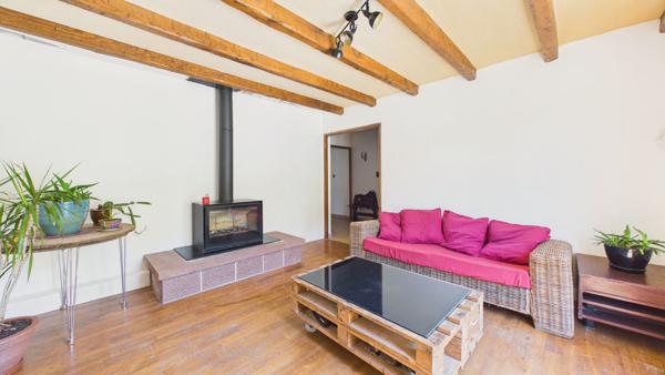 Maison d'environ 255 m² avec 2 Logements + 954 m² de terrain Saint christophe vallon