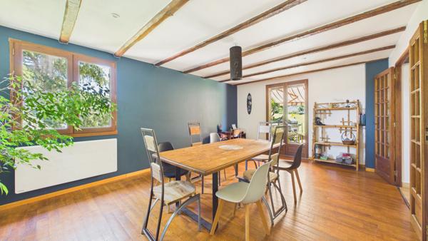 Maison d'environ 255 m² avec 2 Logements + 954 m² de terrain Saint christophe vallon