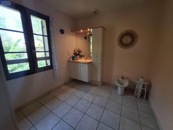 Maison individuelle à vendre à Les Eyzies en Dordogne (24620), ref : 18113/104