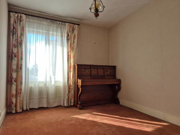 Maison à ALENCON, 61000 - 6 pièces 121m²