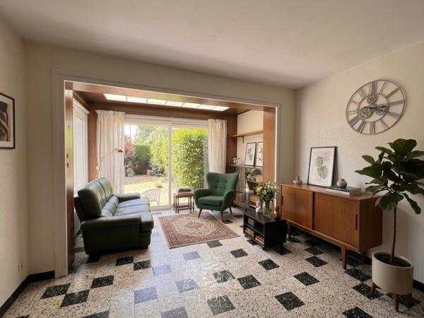 Charmante maison à rénover avec garage jardin dégagé