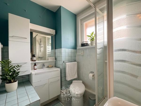 Charmante maison à rénover avec garage jardin dégagé