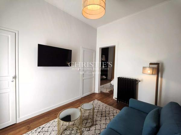 LA ROCHELLE VIEUX-PORT – MAISON DE CARACTERE A DEUX PAS DES COMMERCES