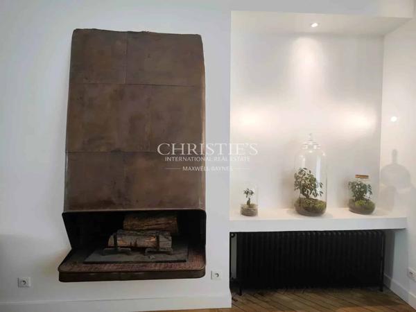 LA ROCHELLE VIEUX-PORT – MAISON DE CARACTERE A DEUX PAS DES COMMERCES