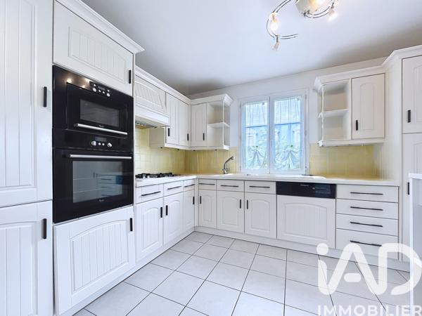 Appartement à vendre 4 pièces 101 m² Émerainville