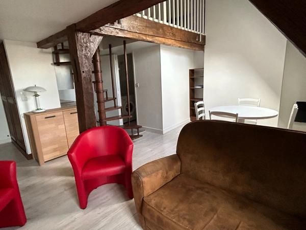 Location                                                      Appartement
                        
                     1 pièces                      27 m2                     à Chartres