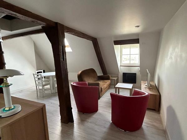 Location                                                      Appartement
                        
                     1 pièces                      27 m2                     à Chartres