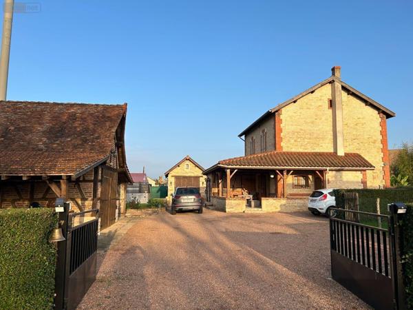 Maison à vendre à Cuisery en Saône-et-Loire (71290), ref : 13755/466