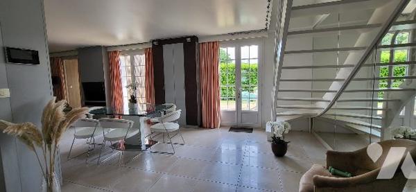 MAISON TRADITIONNELLE