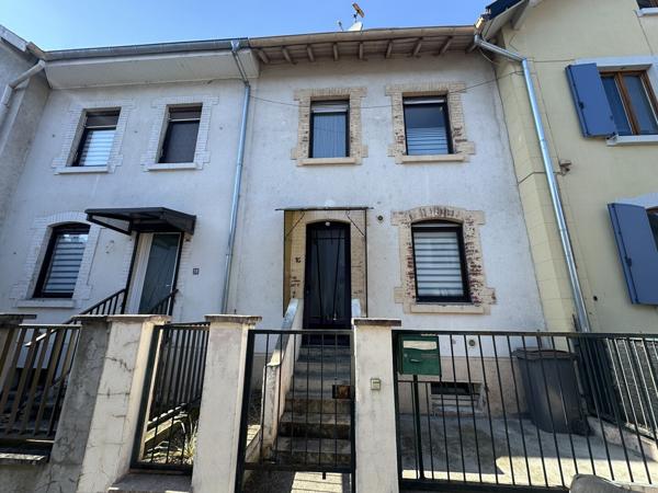 MAISON DE VILLE MITOYENNE RENOVEE-4P-MULHOUSE