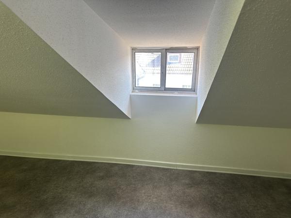 MAISON DE VILLE MITOYENNE RENOVEE-4P-MULHOUSE