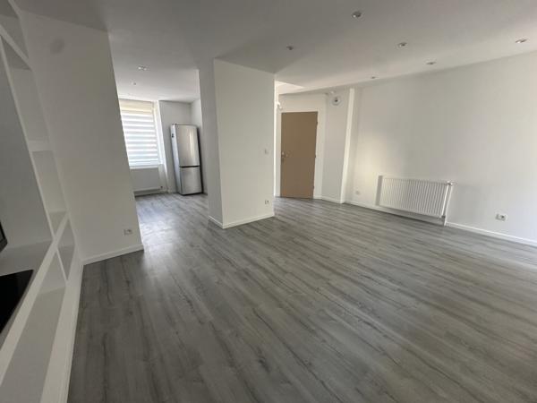 MAISON DE VILLE MITOYENNE RENOVEE-4P-MULHOUSE