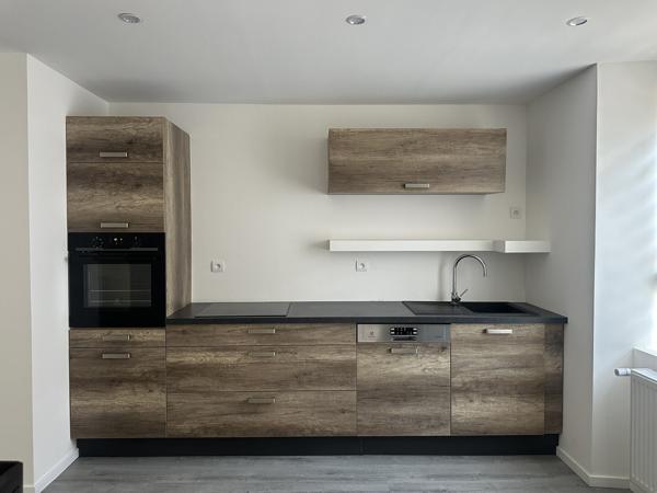 MAISON DE VILLE MITOYENNE RENOVEE-4P-MULHOUSE