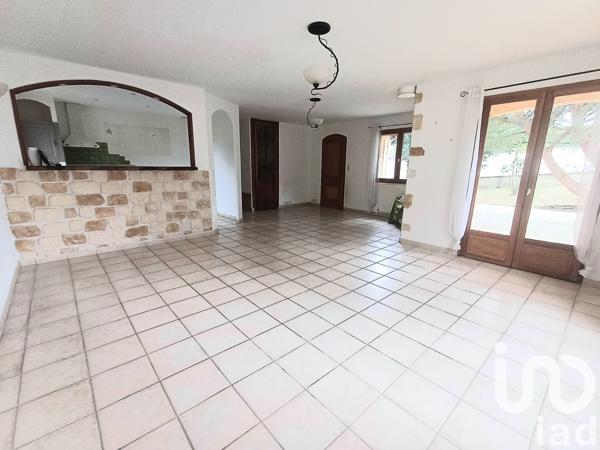 Maison à vendre 4 pièces 95 m² Saint-Martin-la-Plaine