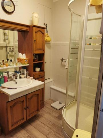 Fonds et/ou murs commerciaux à vendre à Saint-Pol-sur-Ternoise dans le Pas-de-Calais (62130), ref : 2358