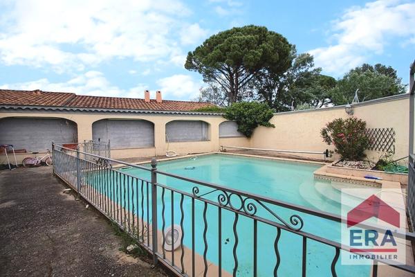 Maison Carpentras 216m²  - 6 chambres - Piscine
