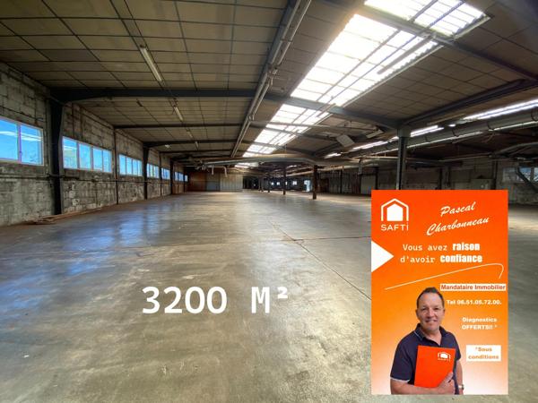 Batiment industriel 3 200m².