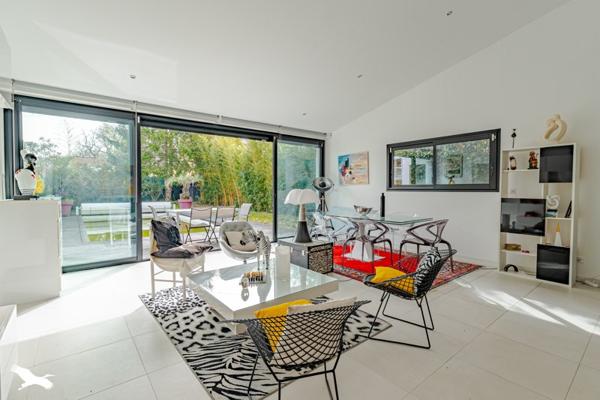 Maison à vendre |                                       Artigues-près-Bordeaux |                                        4 pièces  |  102 m²