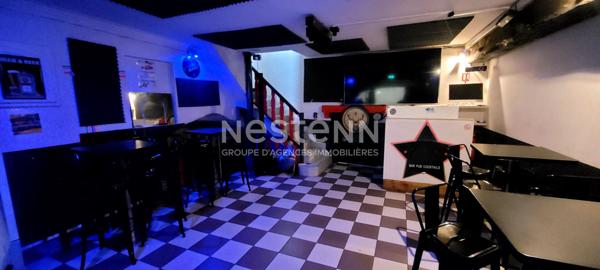 Bar a ambiance/Dansant en centre ville.