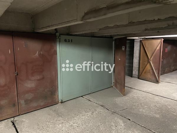 Parking - 30 m² Exclusivité efficity