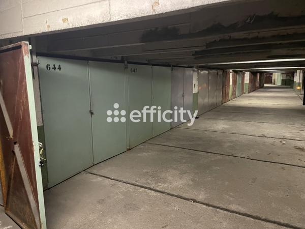 Parking - 30 m² Exclusivité efficity