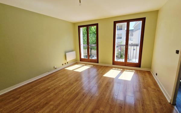 Appartement à louer    3 pièces •  Coulommiers