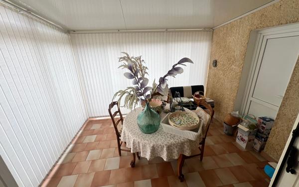 Maison à vendre    4 pièces •  Lablachère