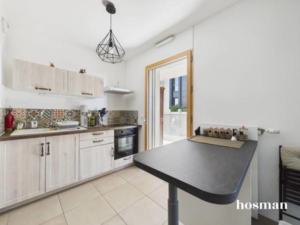 LYON 3e — Cours Lafayette proche gare part dieu : T3 moderne de standing avec terrasse de 18 m²