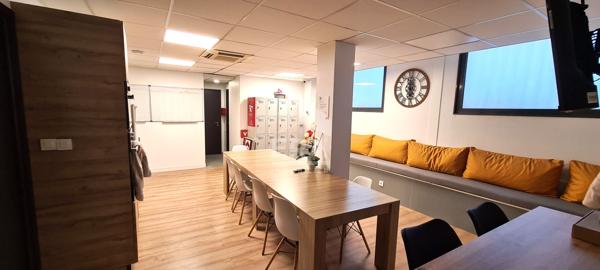 Rare! Murs commerciaux de 345 M² en plein centre