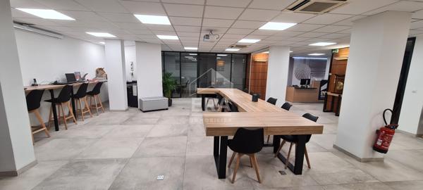 Rare! Murs commerciaux de 345 M² en plein centre