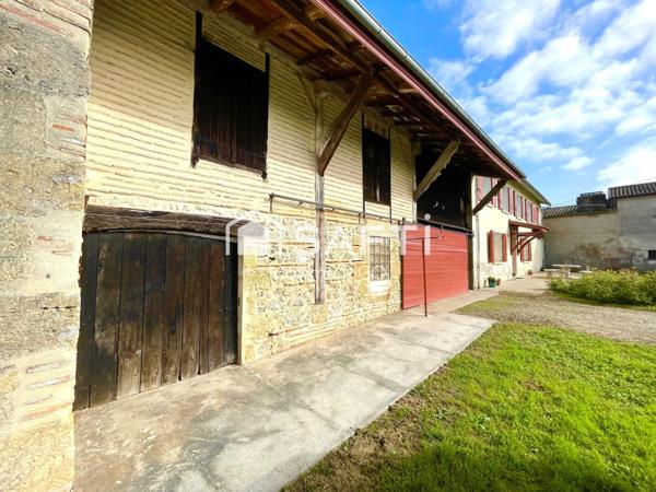 Maison 7 pièces avec garage et grange