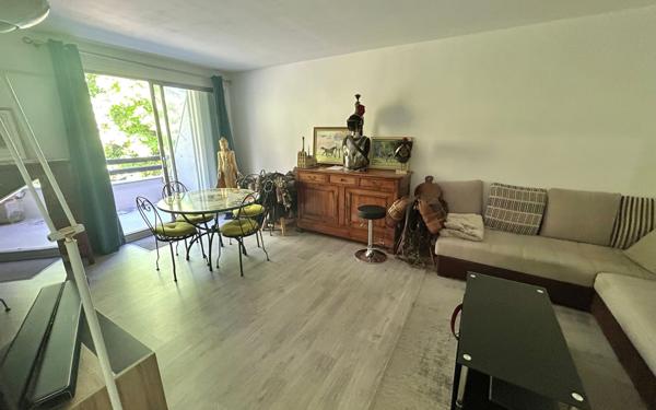 Appartement à vendre    2 pièces • 57 m2 Méry-sur-Oise