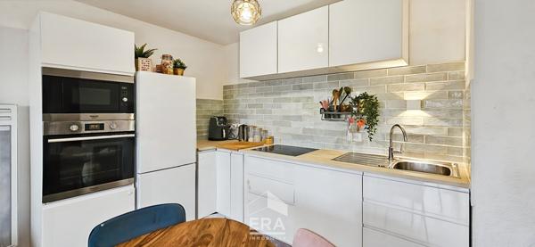 Appartement T3 rénové de 56 m² avec jardin 40m² sans vis-à-vis + 1 place de parking - Résidence sécurisée et calme - EYSINES