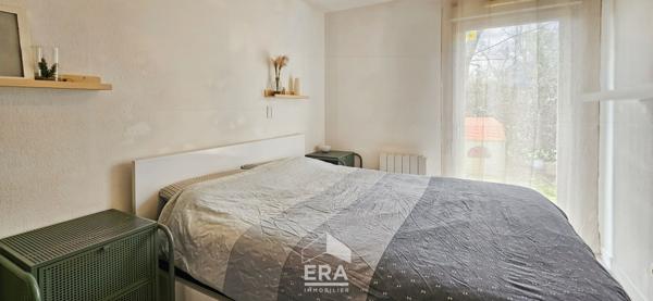 Appartement T3 rénové de 56 m² avec jardin 40m² sans vis-à-vis + 1 place de parking - Résidence sécurisée et calme - EYSINES