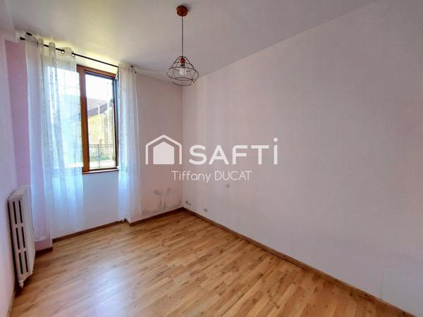 Maison 4 chambres très calme avec bureau indépendant