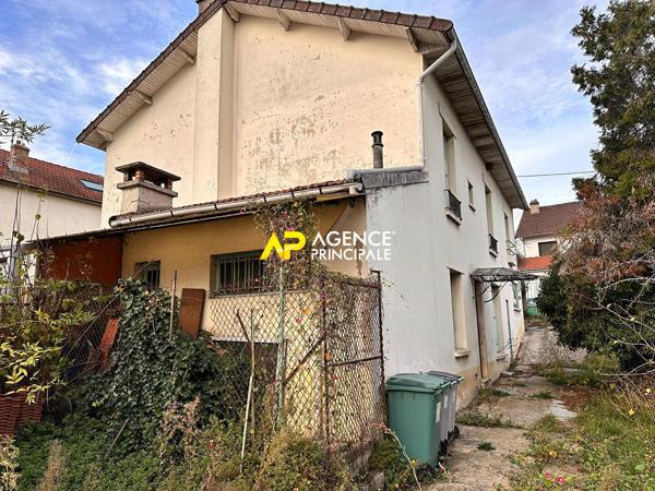 Sartrouville - Union - Maison 5 pièces 84.04 m2 avec garage et dépendance 309 900 € **  - Référence  9597