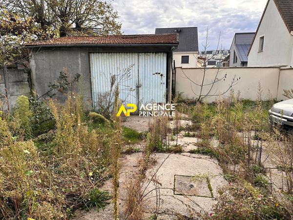 Sartrouville - Union - Maison 5 pièces 84.04 m2 avec garage et dépendance 309 900 € **  - Référence  9597
