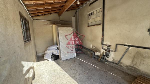 Grasse PLASCASSIER– Maison de plain-pied de 112 m² avec annexes incluse terrain plat 2000 m2 Grasse (06130)