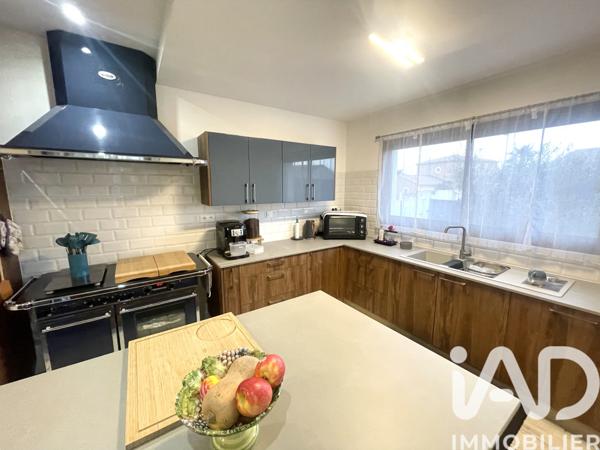 Maison à vendre 5 pièces 148 m² Saint-Nazaire-d'Aude