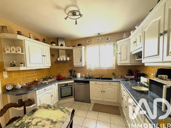 Maison à vendre 5 pièces 97,7 m² Castillon-la-Bataille