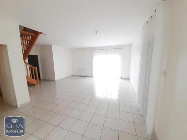 Maison à louer 5 pièces 123.12m² Idron (64320)