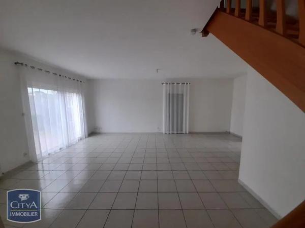 Maison à louer 5 pièces 123.12m² Idron (64320)