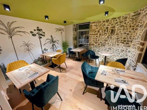 Immeuble à vendre 262 m² Fougères