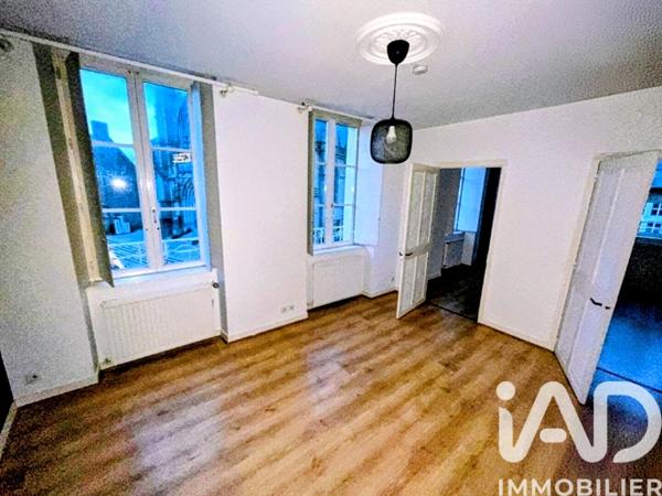 Immeuble à vendre 262 m² Fougères