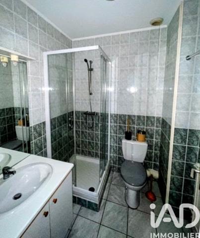 Immeuble à vendre 262 m² Fougères