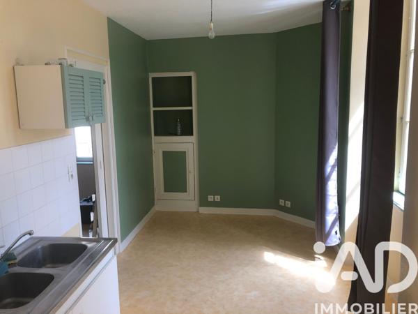 Immeuble à vendre 262 m² Fougères